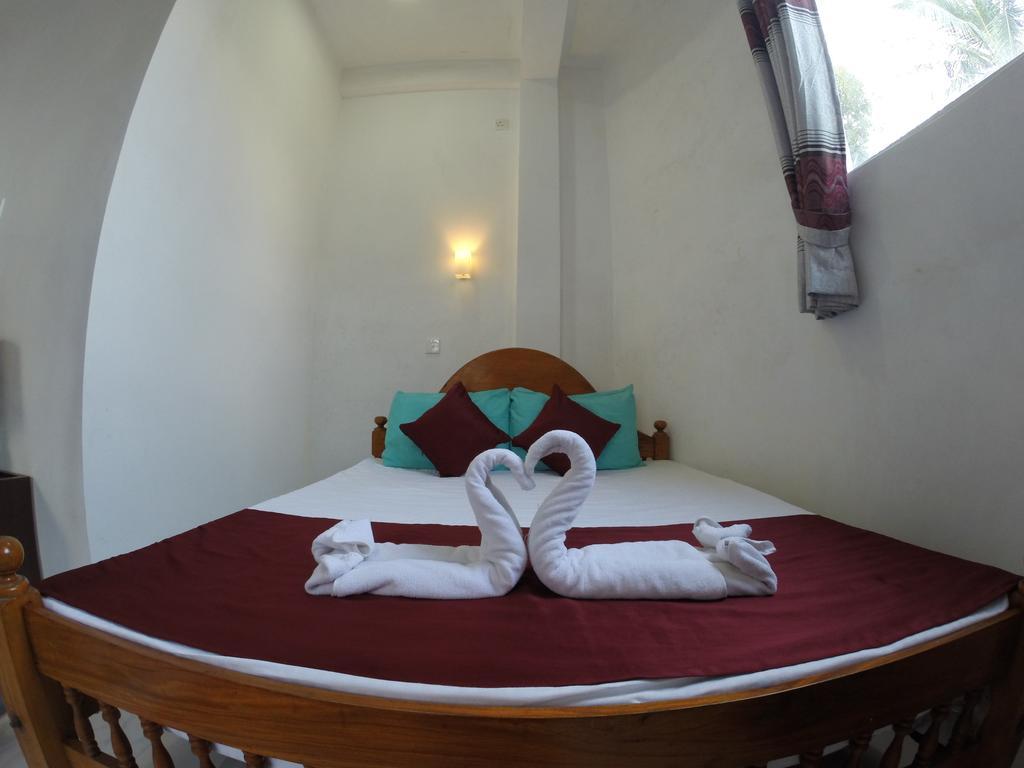 Sanctuary Cove Guest House Polonnaruwa Exterior photo